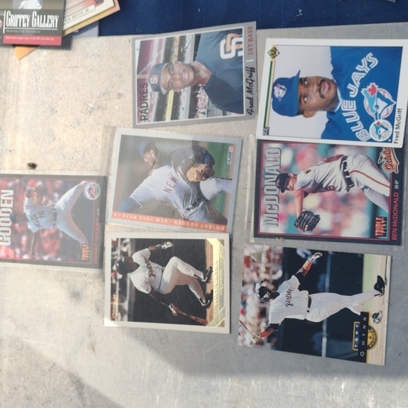 Baseball Trading Cards Collection - Picture 3 of 3